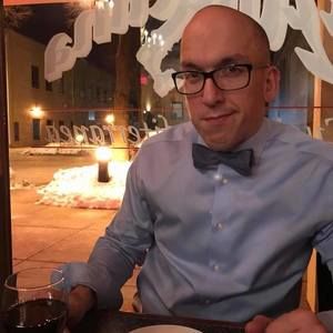 Meet your Posher, Troy